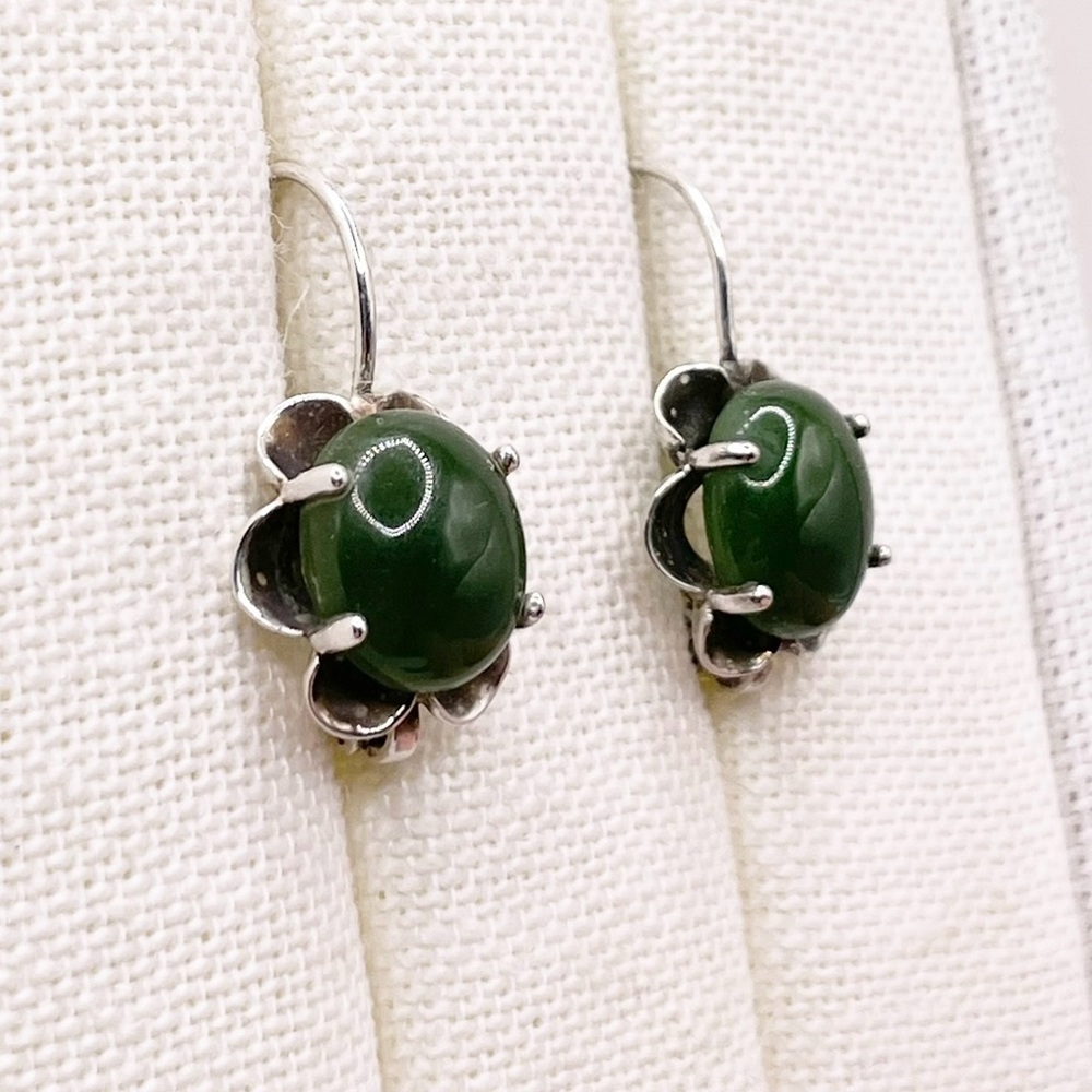 Green Jade 925 Sterling Silver Flower Earrings